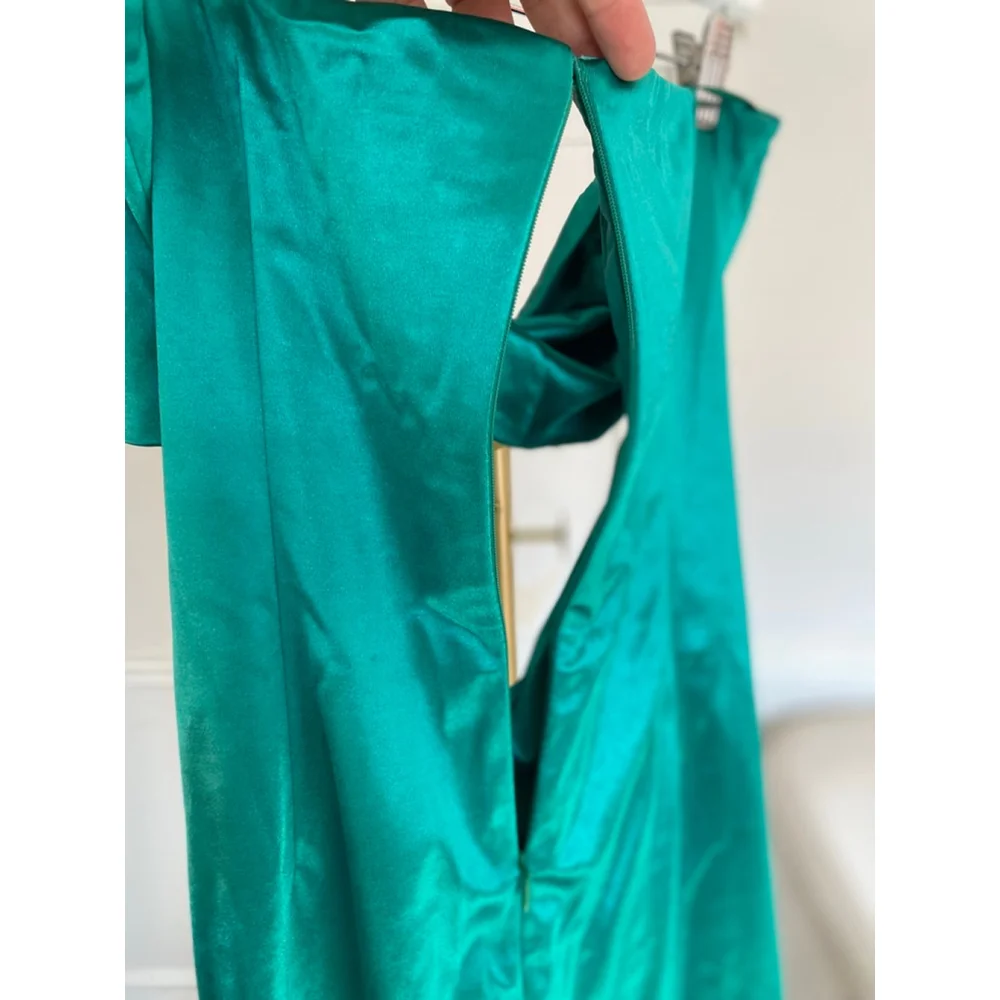 Hello Molly Emerald Mini Dress Satin Cutout Ruched L Quiet Luxury Prom Cocktail